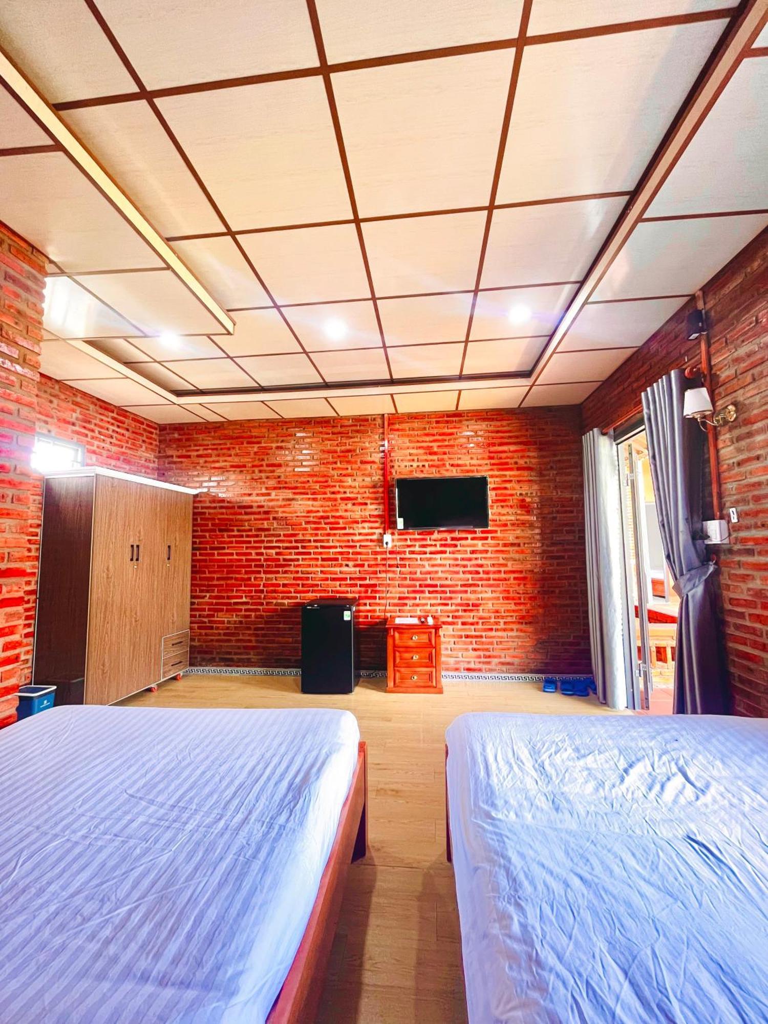 Binh Minh Homestay - Doc Let Ninh Hoa Exterior photo